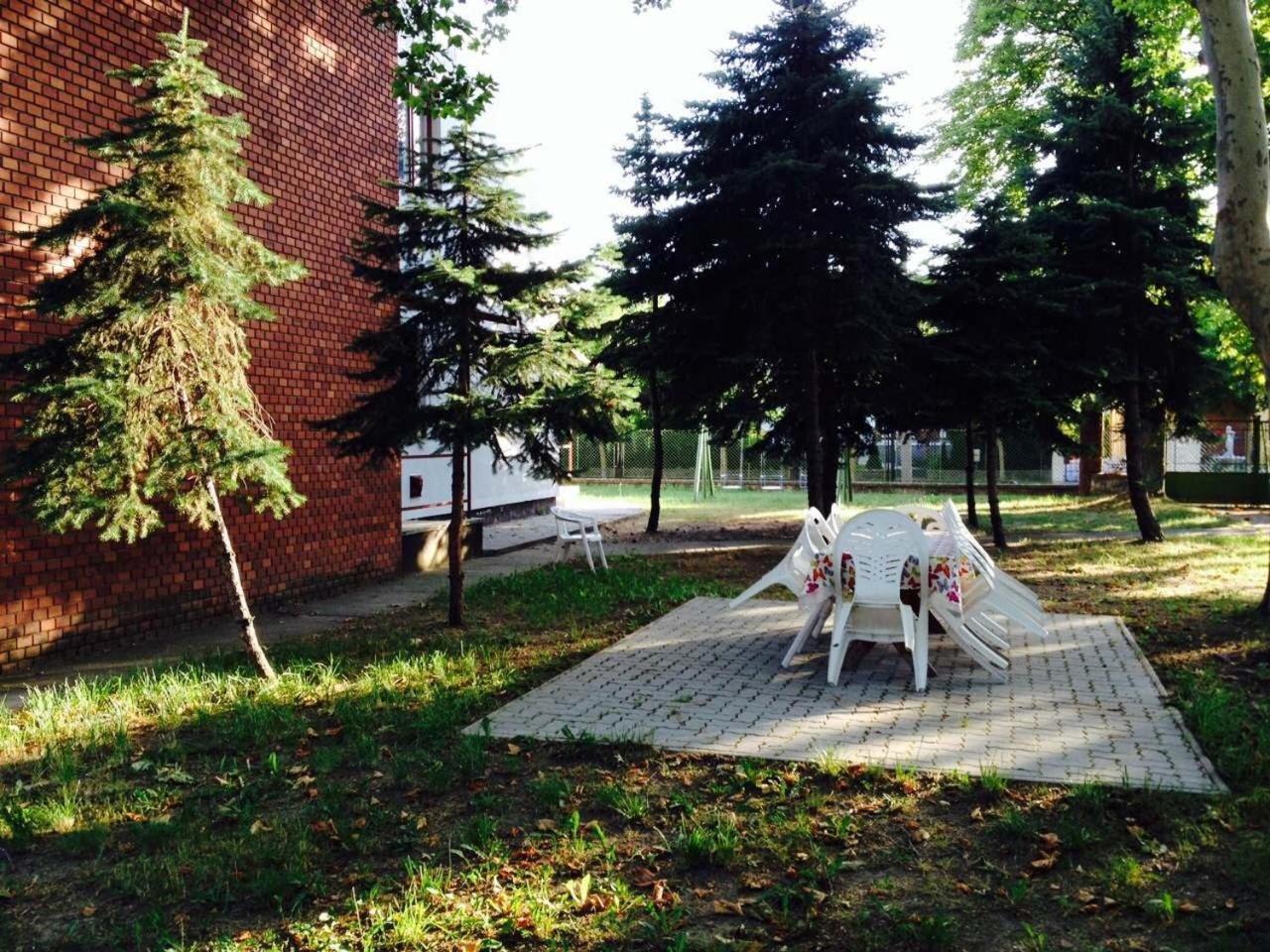 Hotel Matroz Siófok Esterno foto