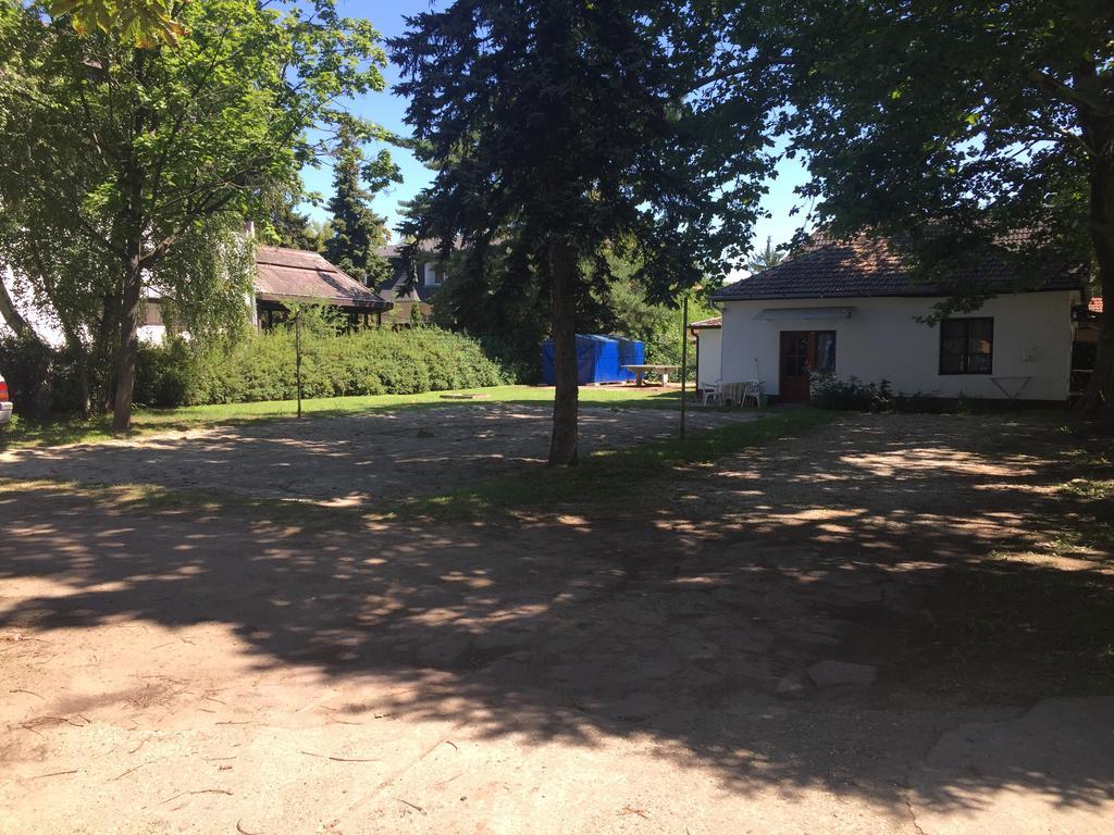 Hotel Matroz Siófok Esterno foto